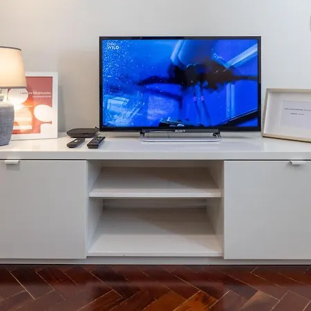 Casa Do Largo - Cozy In The Center & With Ac *